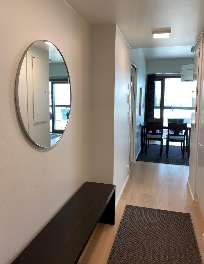 Ainoa Shopping Center Apartments - Tapiola エスポー エクステリア 写真